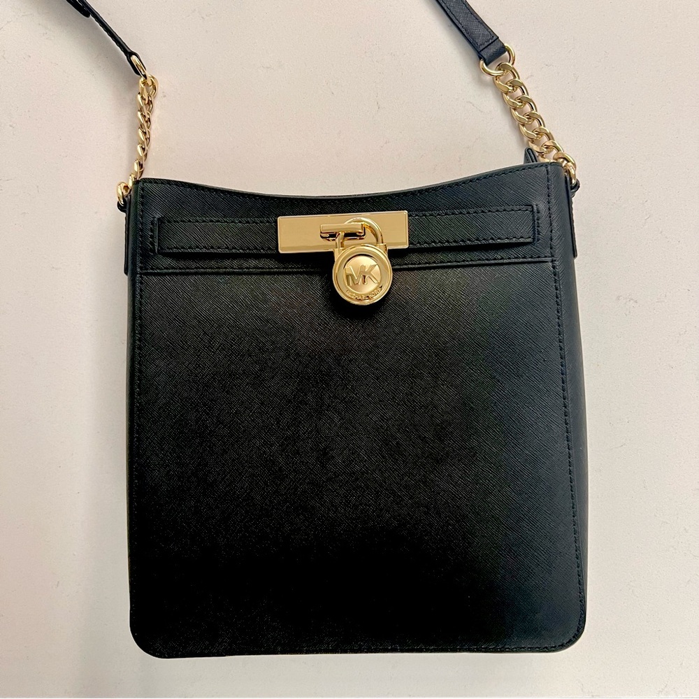 MICHAEL KORS Hamilton Medium NS Messenger Black Leather Crossbody Bag